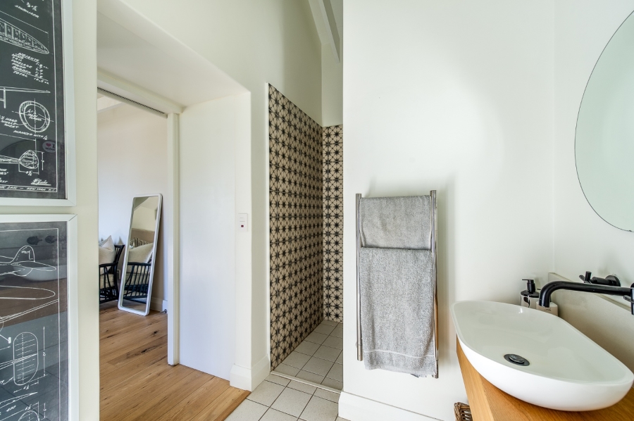 4 Bedroom Property for Sale in Leisure Isle Western Cape